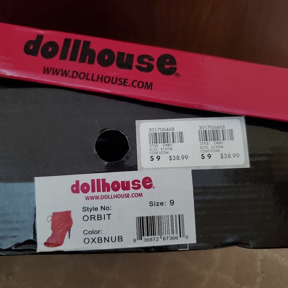 Lace up peep toe booties - Picture 4 of 4